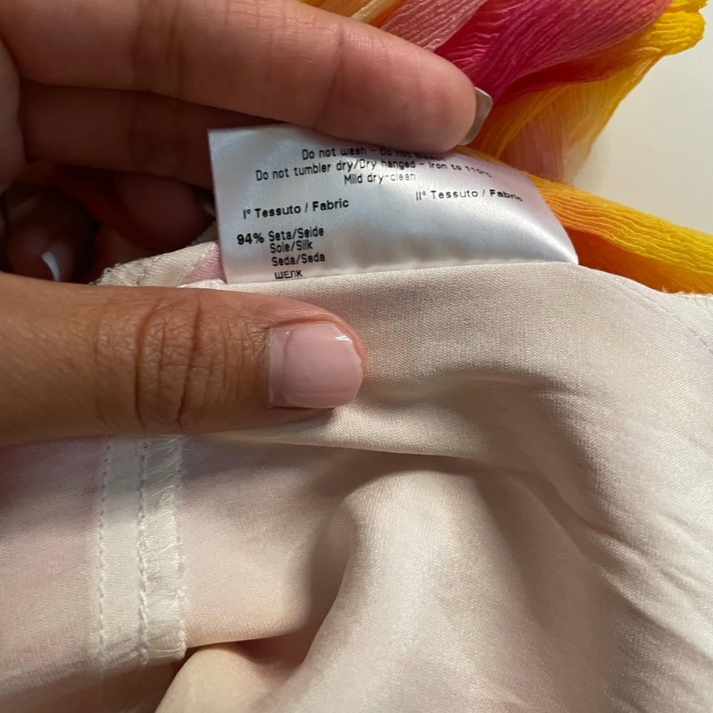 Silk Italian dress - Picture 5 of 9